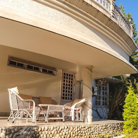 Hotel Saffron Leaf W567 Dehradun Zewnętrze zdjęcie