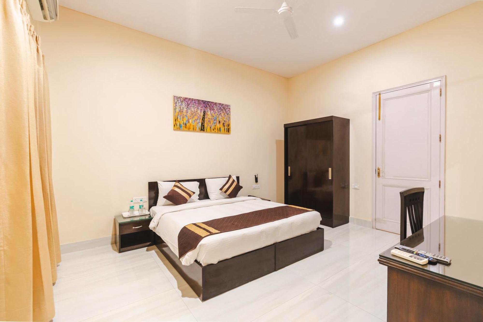 Hotel Saffron Leaf W567 Dehradun Zewnętrze zdjęcie