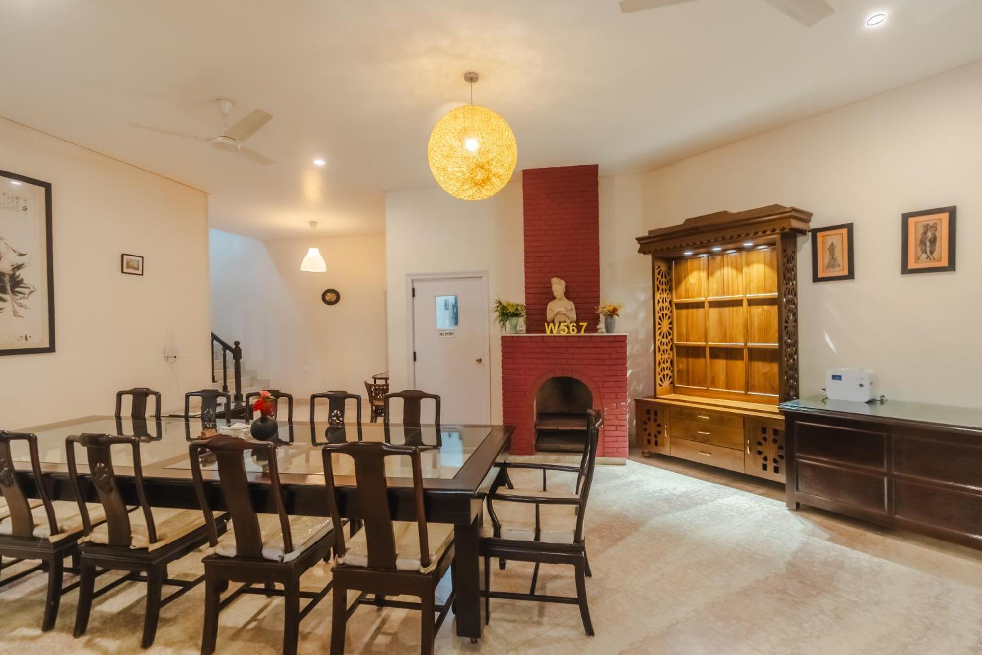 Hotel Saffron Leaf W567 Dehradun Zewnętrze zdjęcie